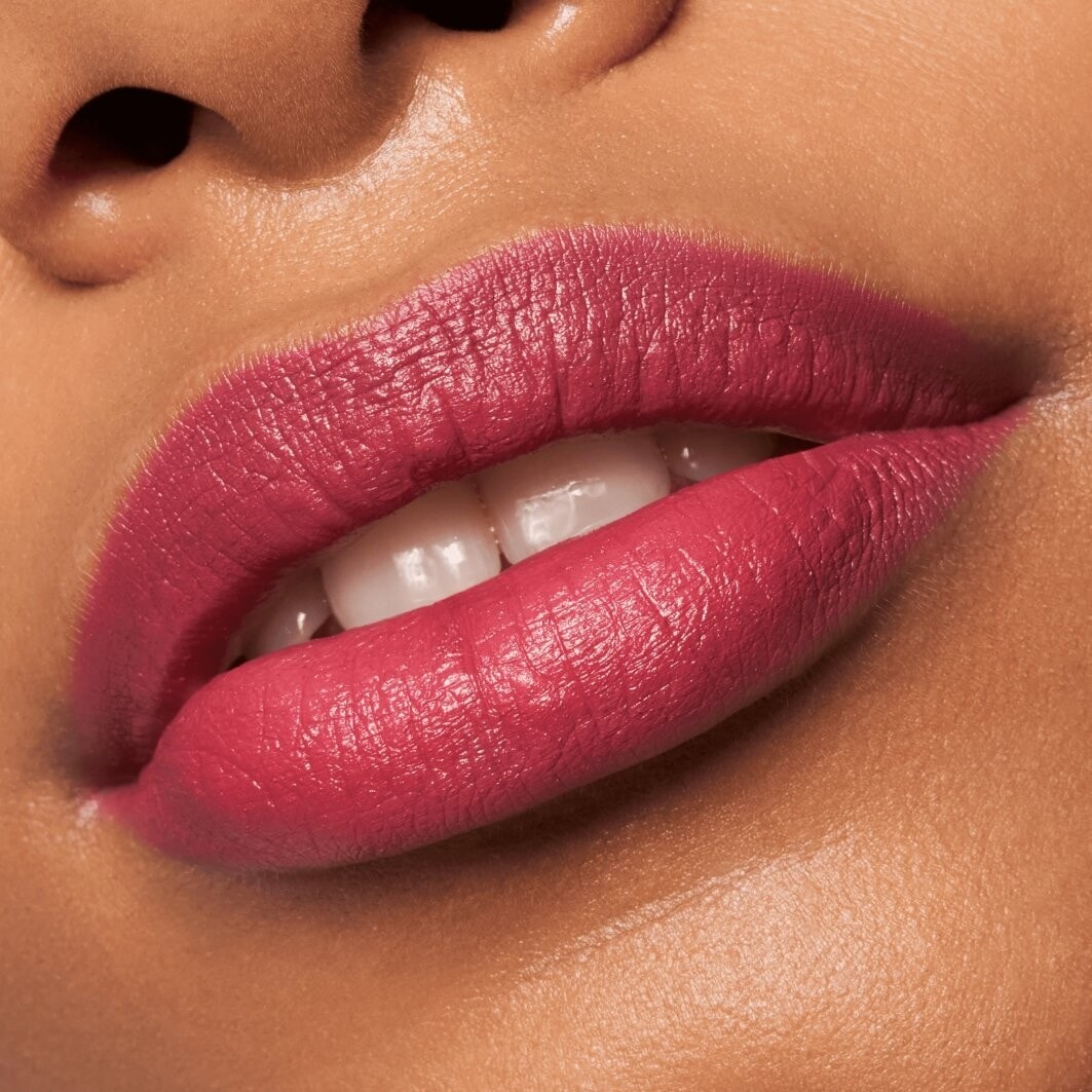 Essence The Slim Stick