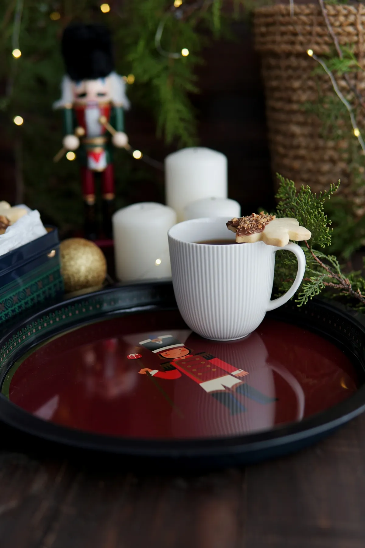 EVLE  Dreifaches Weihnachtsset, 15,8 x 15,8 x 8 cm, Ø14 x 7 cm, Ø31,5 cm Tablett erb571r