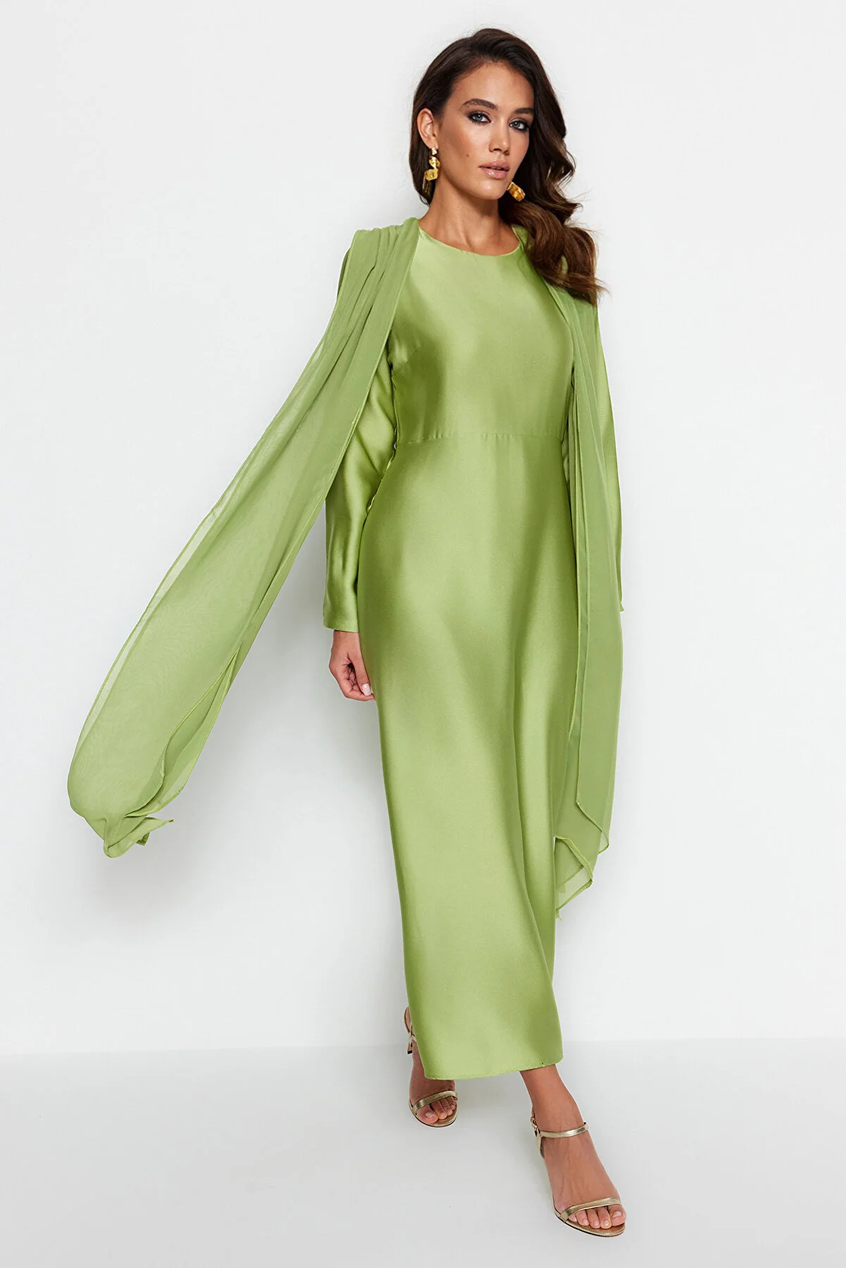Trendyol Modest  Grünes Flight Flight Satin Abendkleid TCTAW24DB00008