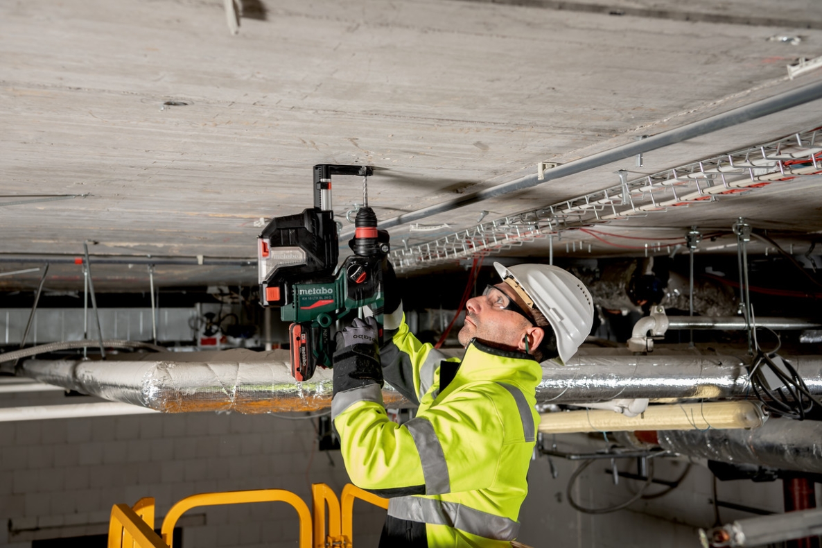 Metabo 601714930 KH 18 LTX BL 24 Q Sett Batteridrevet Kombihammer med ISA 18 LTX 24 Støvavsug SDS-Plus 18V 5,5Ah LiHD 601714930