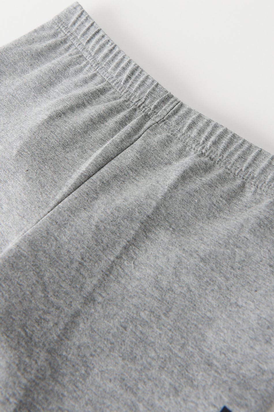 Ground level short leggings