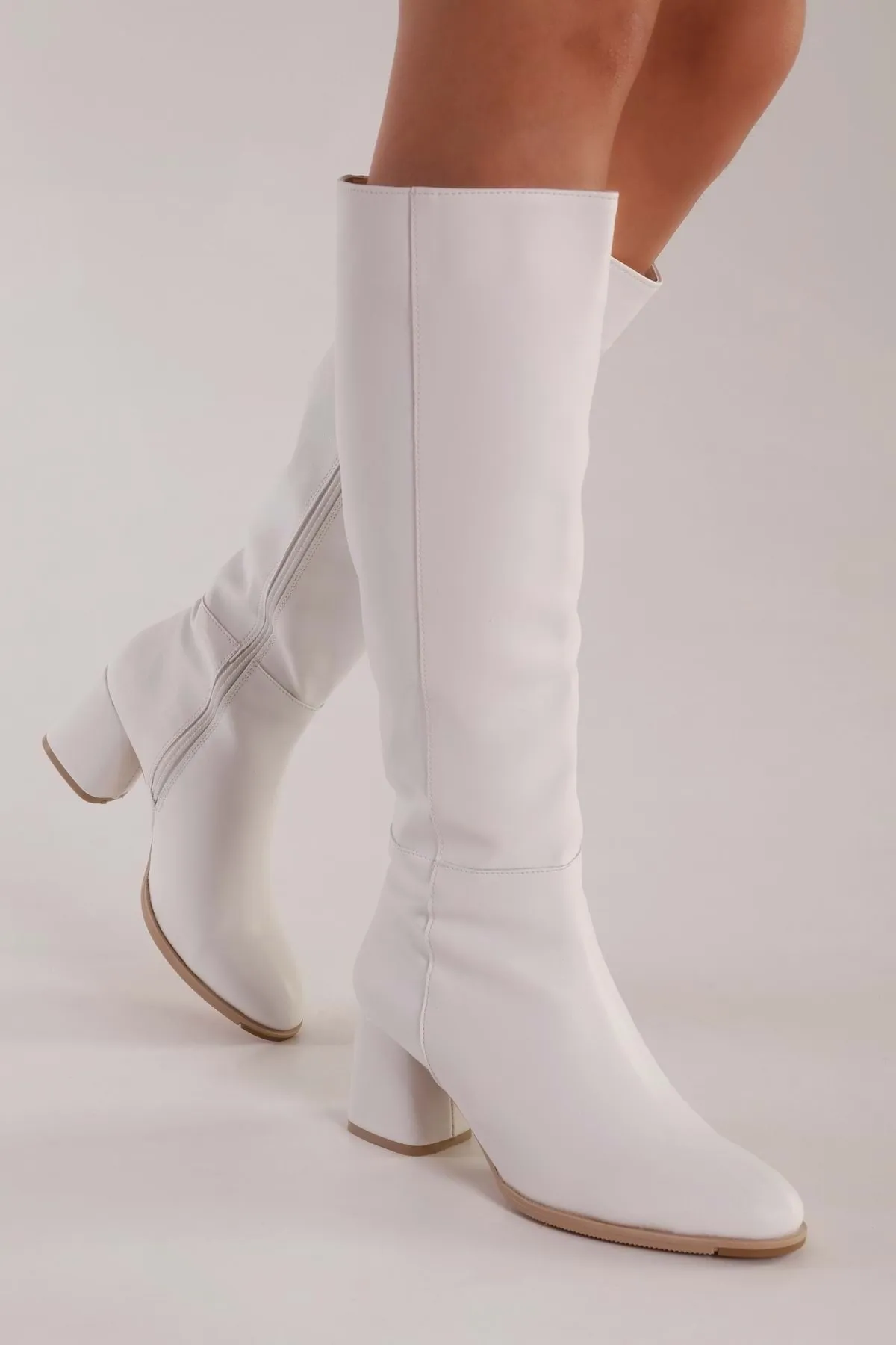 Shoeberry  Kiella White Skin Damenstiefel mit Absatz White Skin