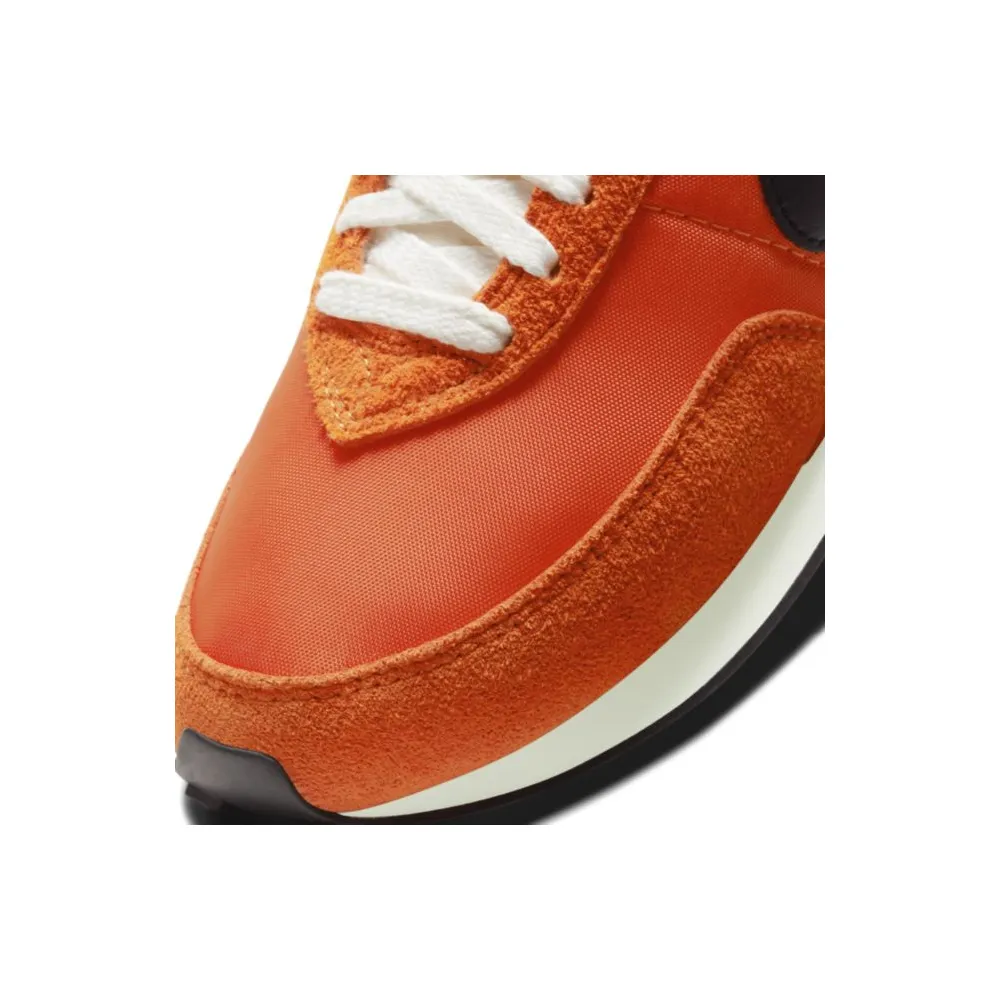 Nike Waffle Trainer 2 SP DB3004-800 / orange