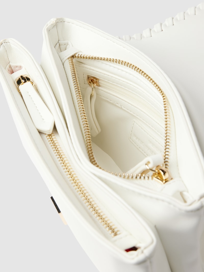 Handtasche mit Label-Detail in weiß