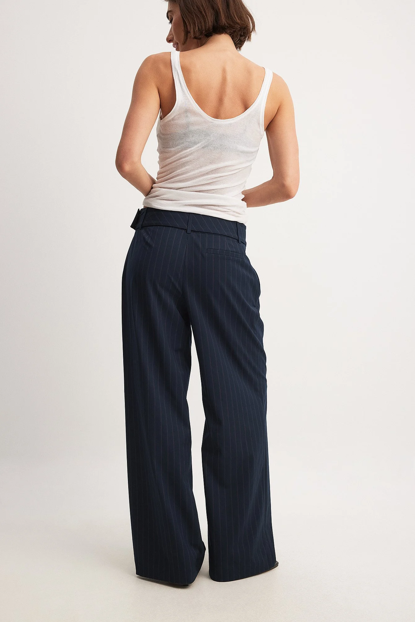 Weite Hose mit gewebtem Bund