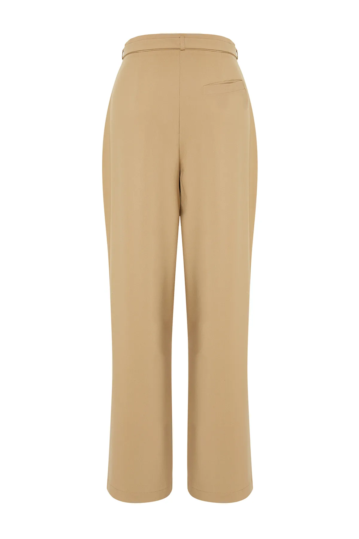 Trendyol Collection  Nerzfarbene Hose mit geradem Schnitt und Gürteldetail TWOSS24PL00023
