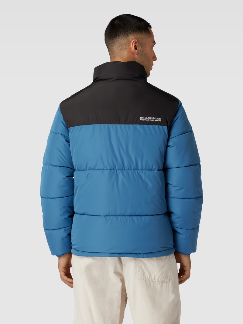 Steppjacke in Two-Tone-Machart Modell 'MELVIN' in blau