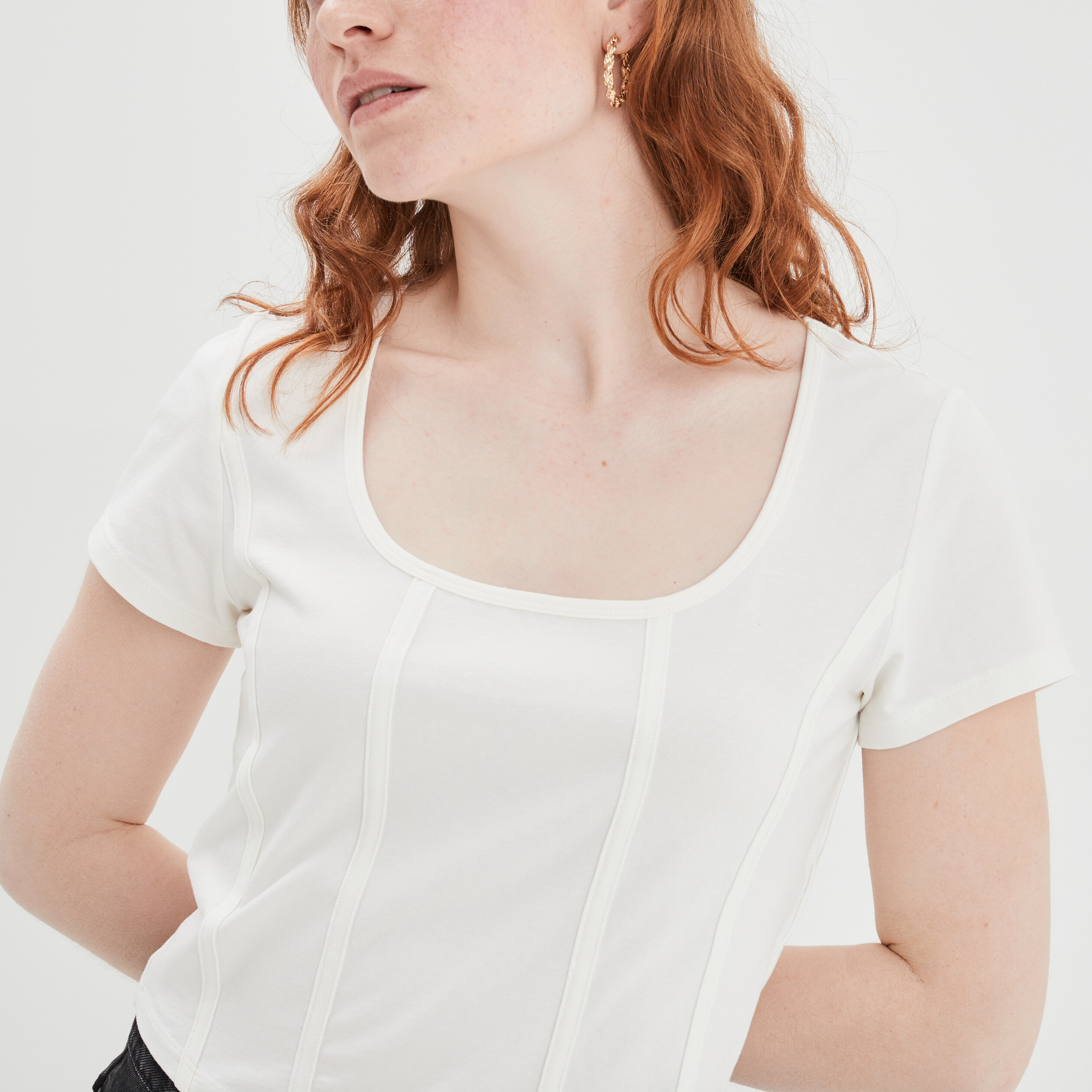 T-shirt court ajusté effet corset ivoire femme | La Halle