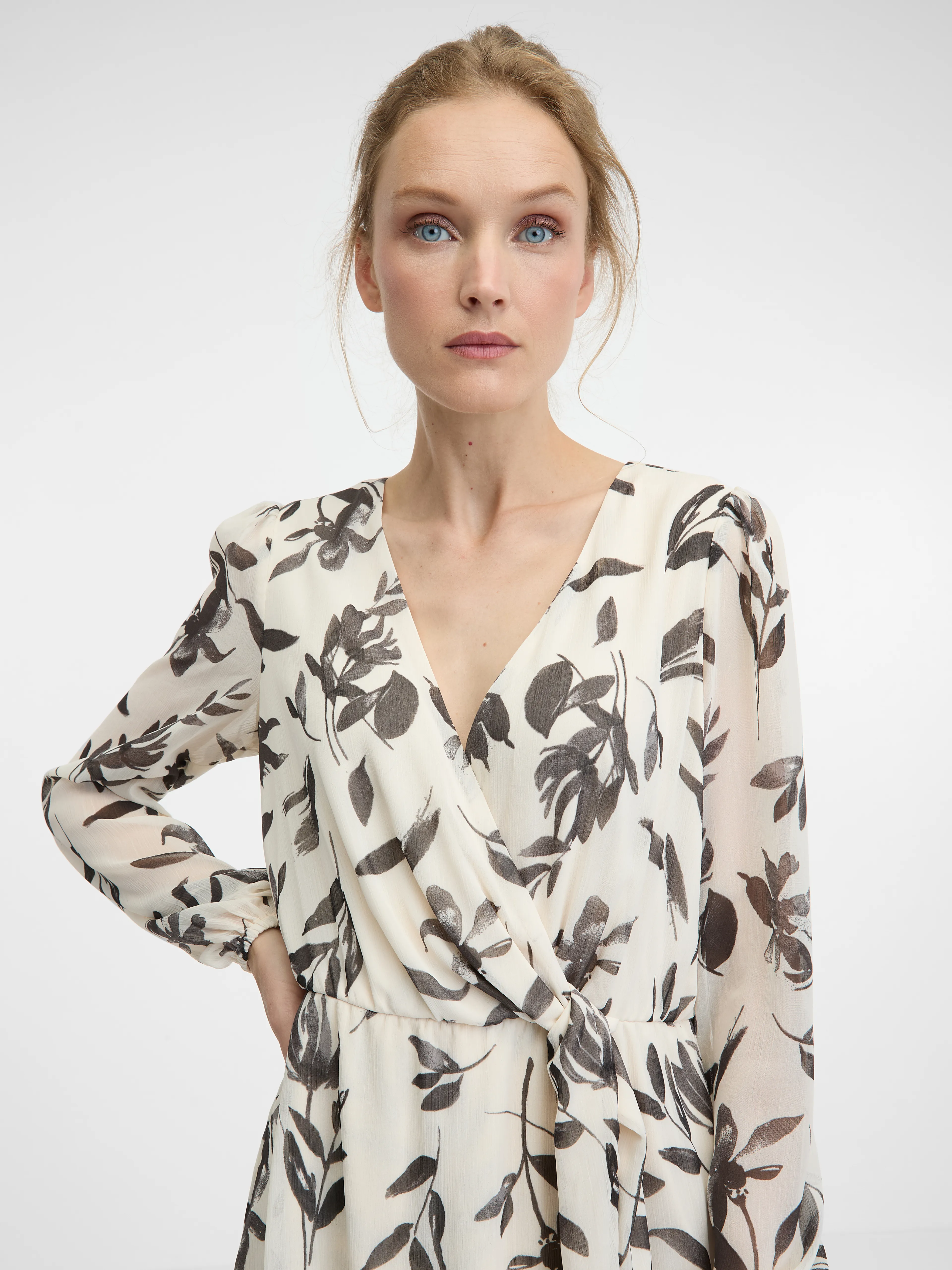 Graues knielanges Damenkleid ORSAY