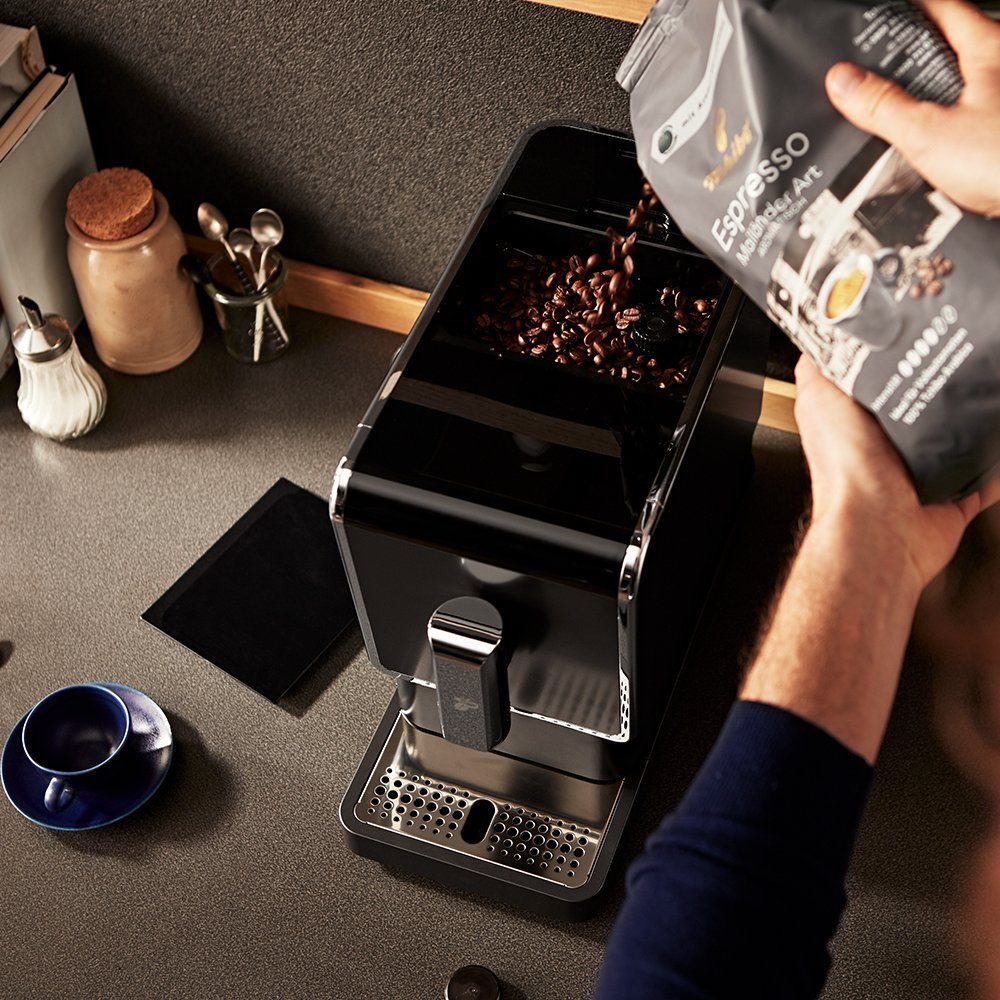 Tchibo Kaffeevollautomat Esperto Caffè für Caffè Crema und Espresso, Anthrazit, Herausnehmbare Brüheinheit