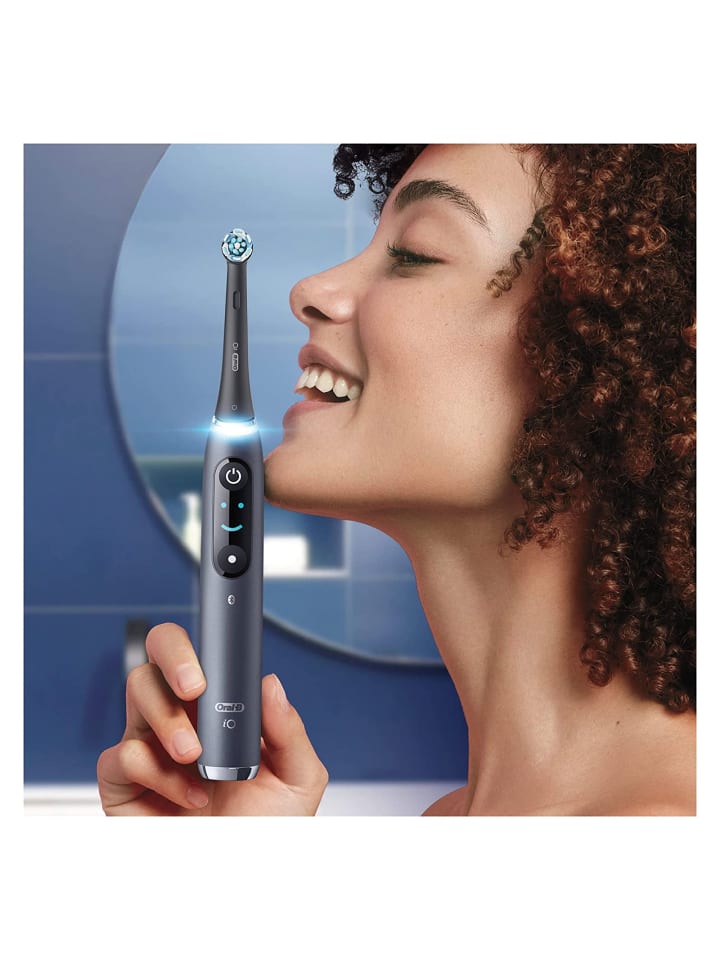 Oral-B Zahnbürste iO 9 Black in Schwarz günstig kaufen onesize