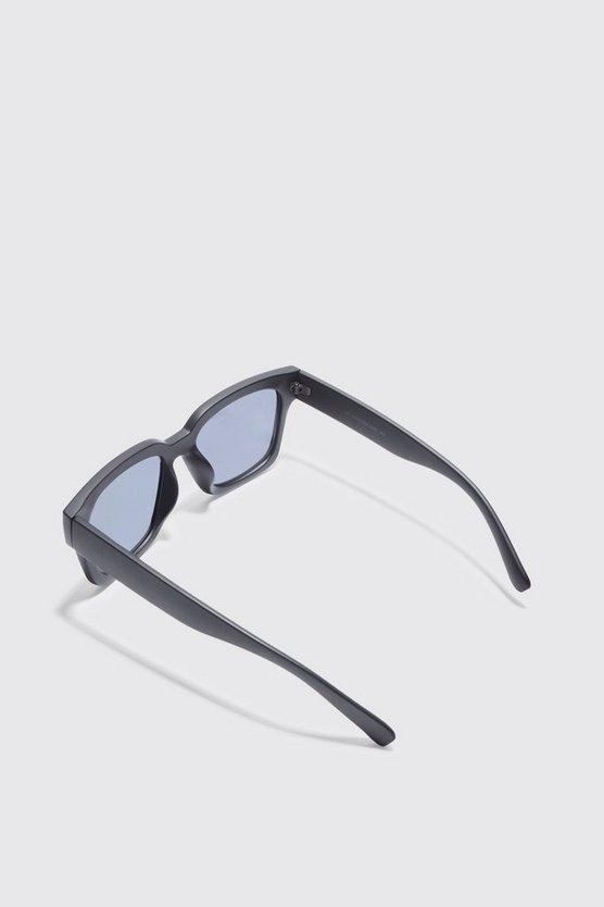 Klassische schmale Sonnenbrille