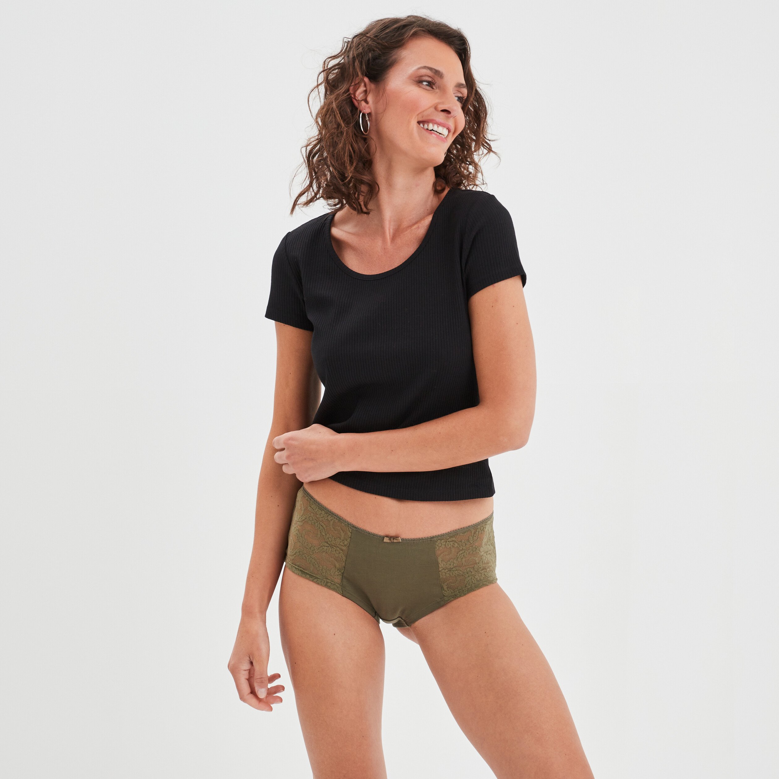 Shorty en coton avec dentelle vert kaki femme | La Halle