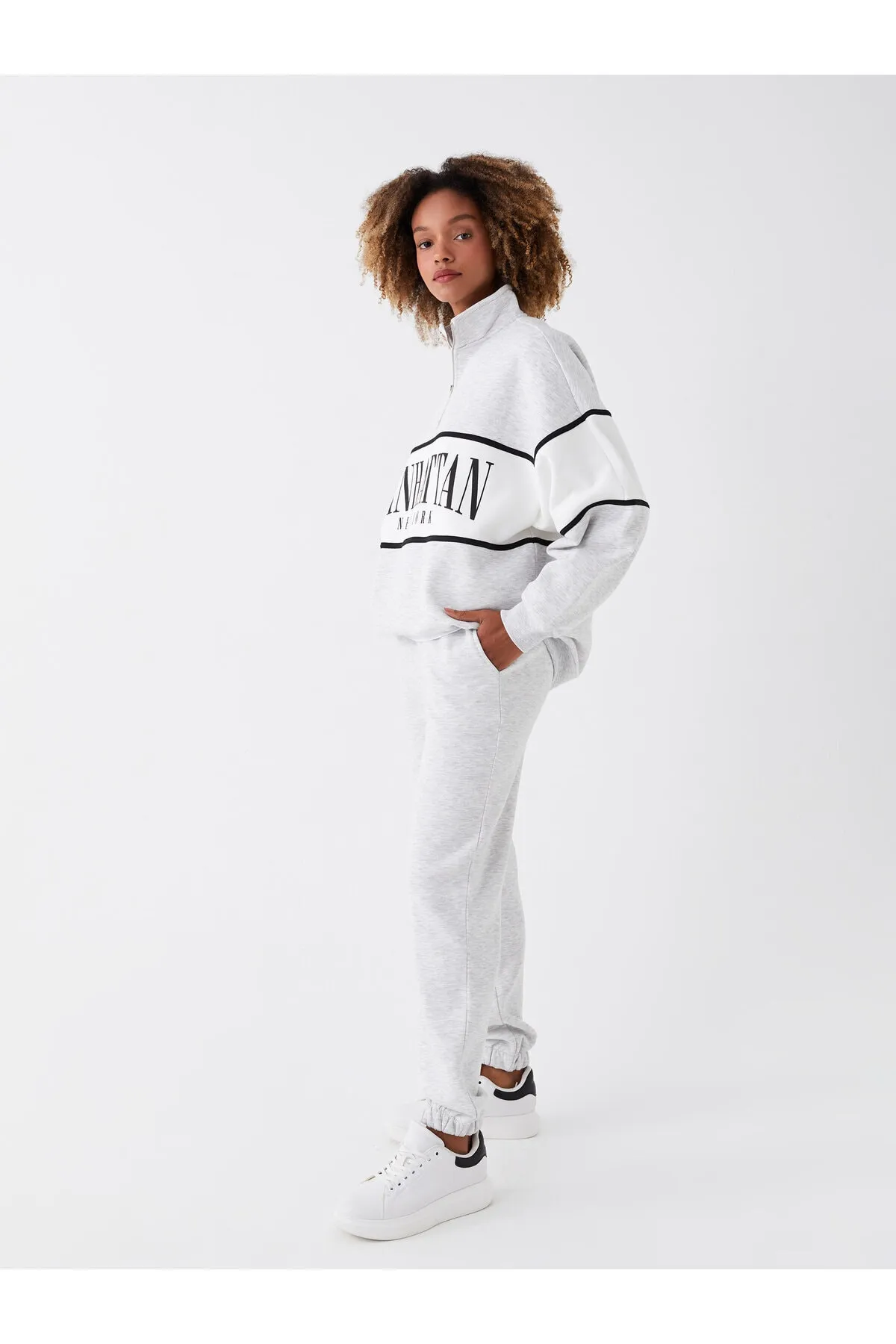 LC Waikiki  Jogginghose - Grau - Relaxed