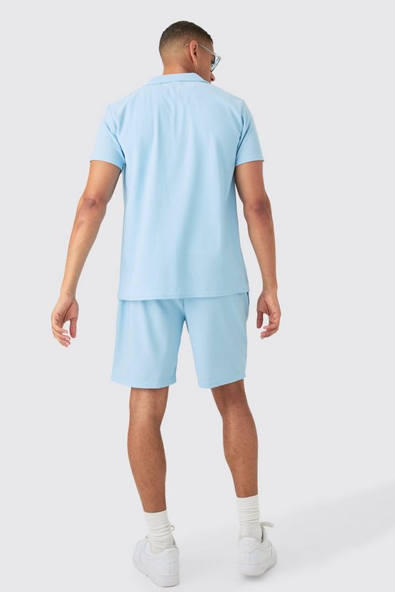 Kurzärmliges geripptes Hemd & Shorts