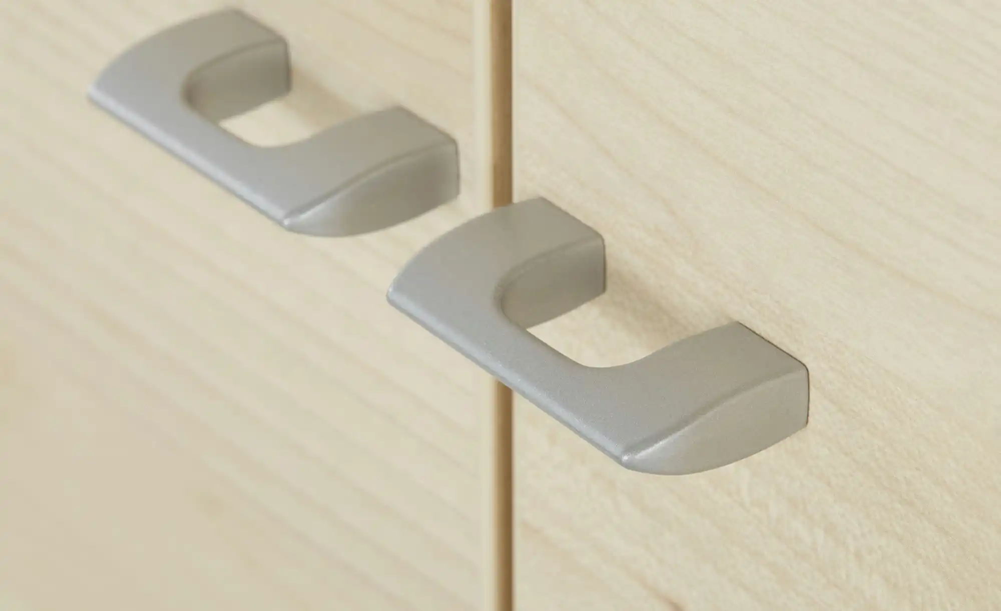 Garderobenschrank
