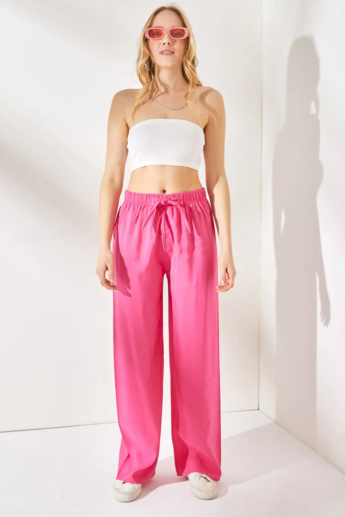 Olalook  Rosafarbene Palazzo-Ayrobin-Hose mit Gürtel und elastischem Bund für Damen PNT-19000200