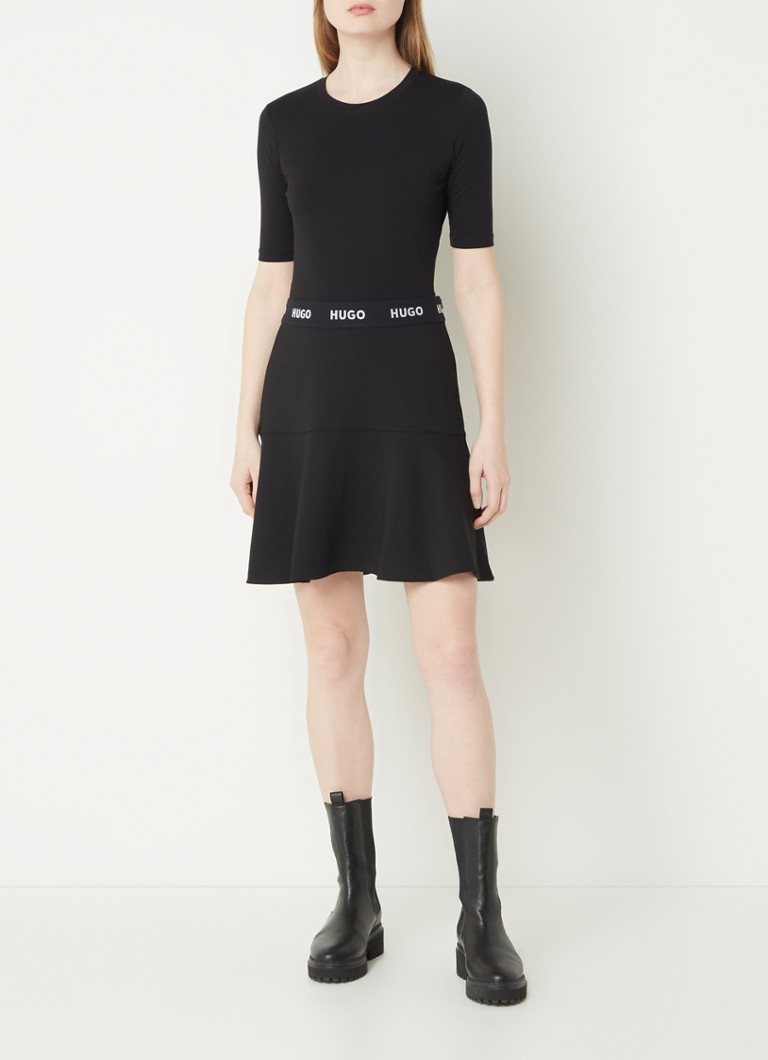 Minissaia HUGO BOSS Relosana com faixa com o logotipo