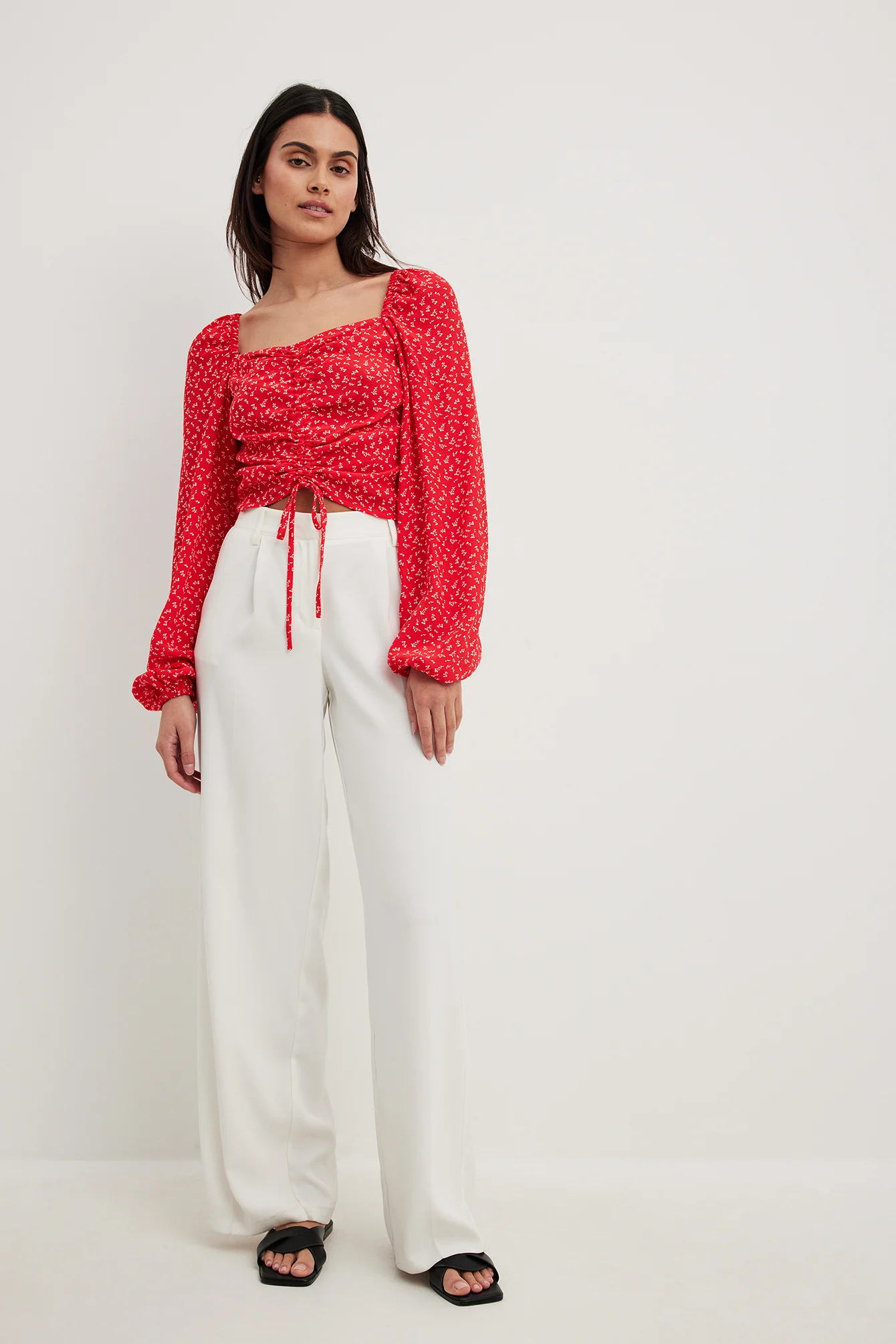 Langärmelige Bluse mit Kordelzug