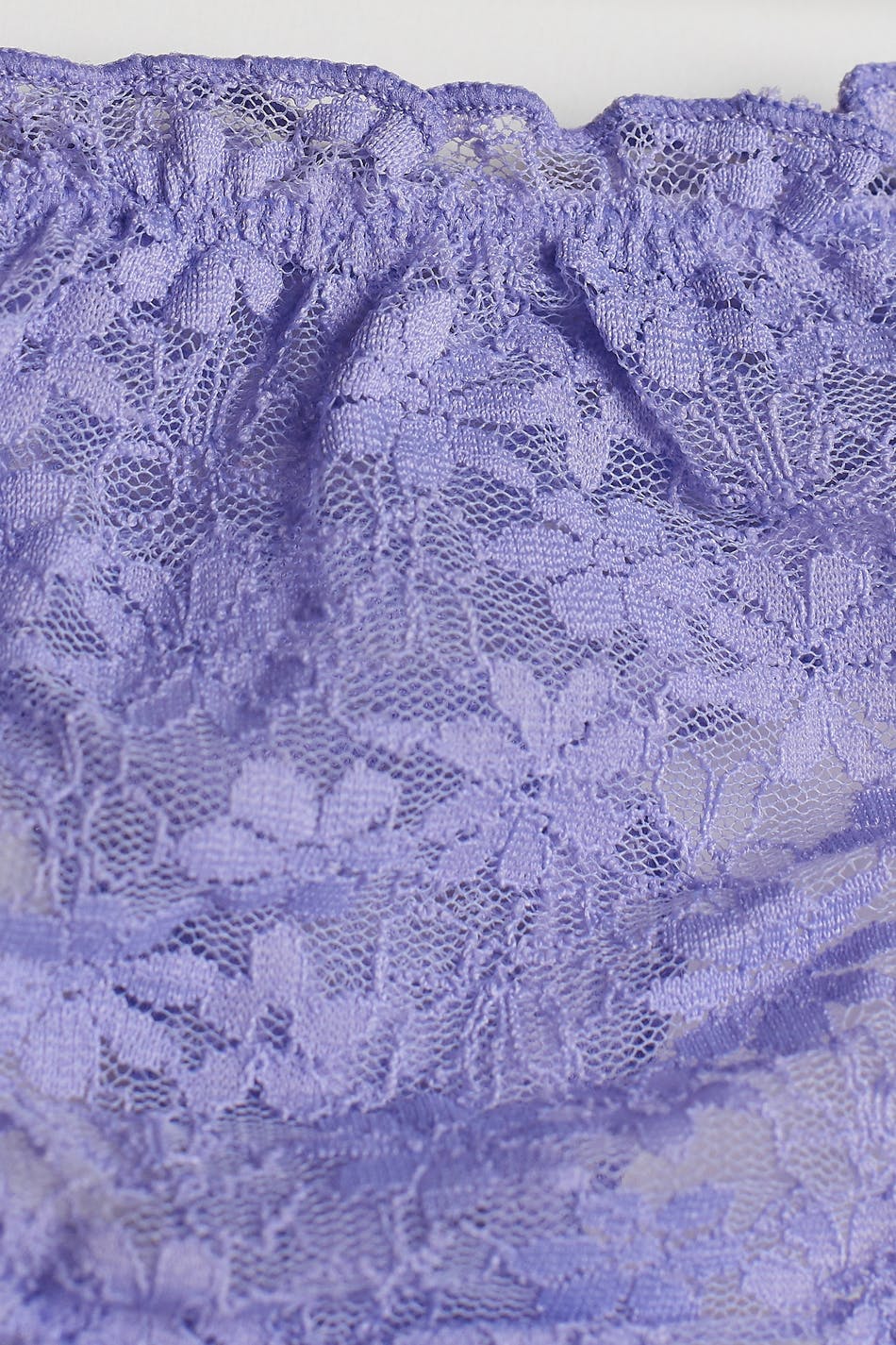 Eva lace string