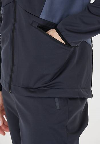 Endurance Softshelljacke Leander mit wasser- und winddichter Eigenschaft