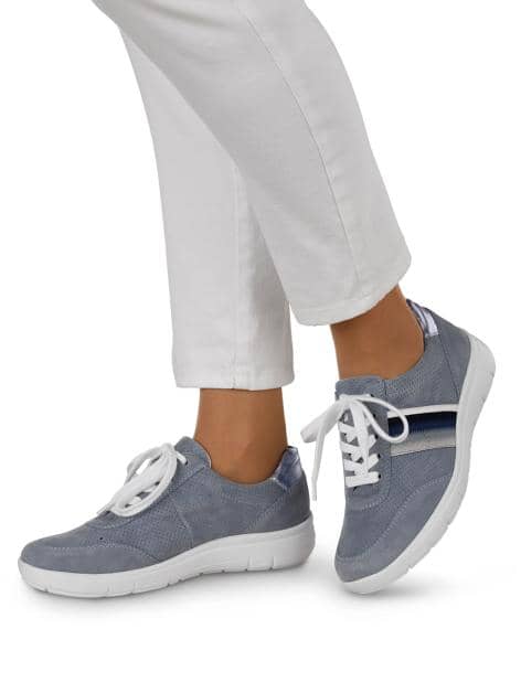 Schnürschuh mit Luftpolsterlaufsohle