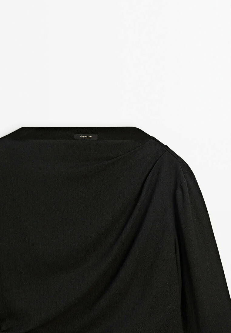 Blusa Massimo Dutti MANGA LARGA CON DETALLE DRAPEADO
