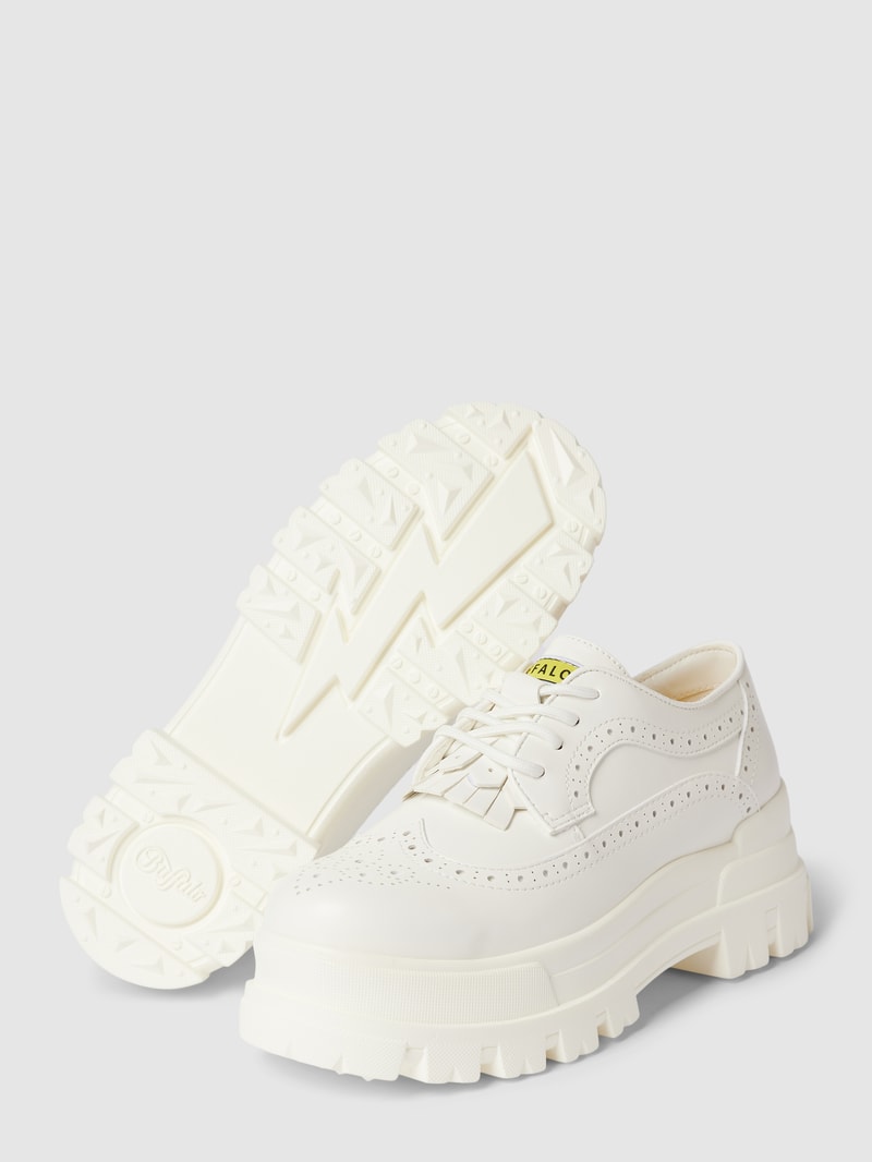 Schnürschuhe mit Label-Details Modell 'ASPHA BROGUE' in weiß
