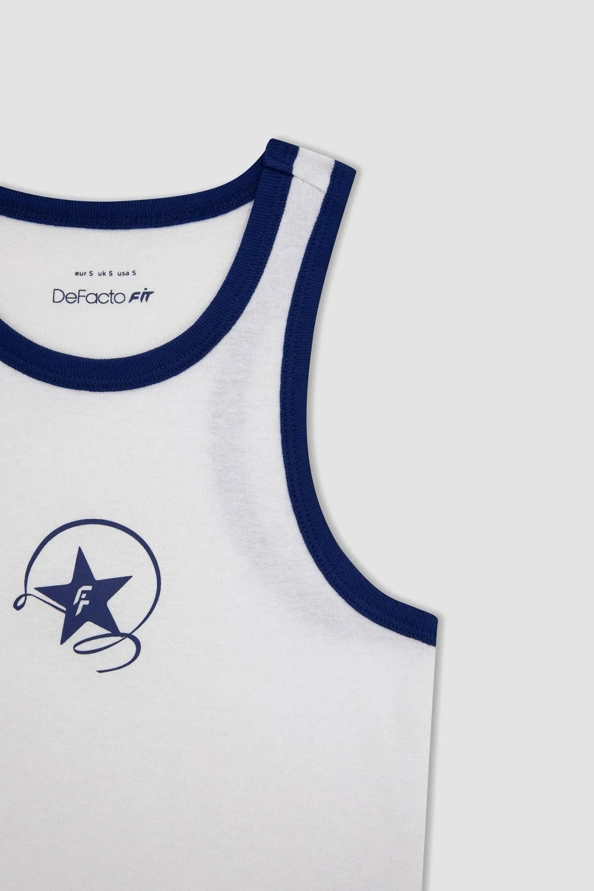 DeFacto  Fit Crop Bedrucktes Rundhals-Ripp-Shirt Athlete Cotton Athlete A6898ax23sm