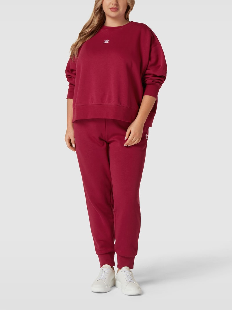 PLUS SIZE Sweatshirt mit Label-Stitching in bordeaux rot