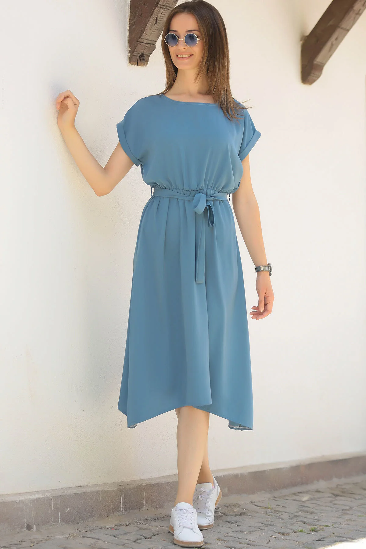 armonika  Damenkleid mit elastischem Bindeband in Indigo-Taille ARM-18Y001120