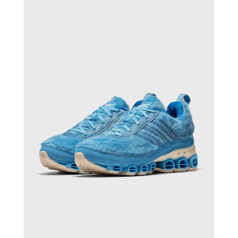 adidas x Kerwin Frost YTI Microbounce GX6446 / blau