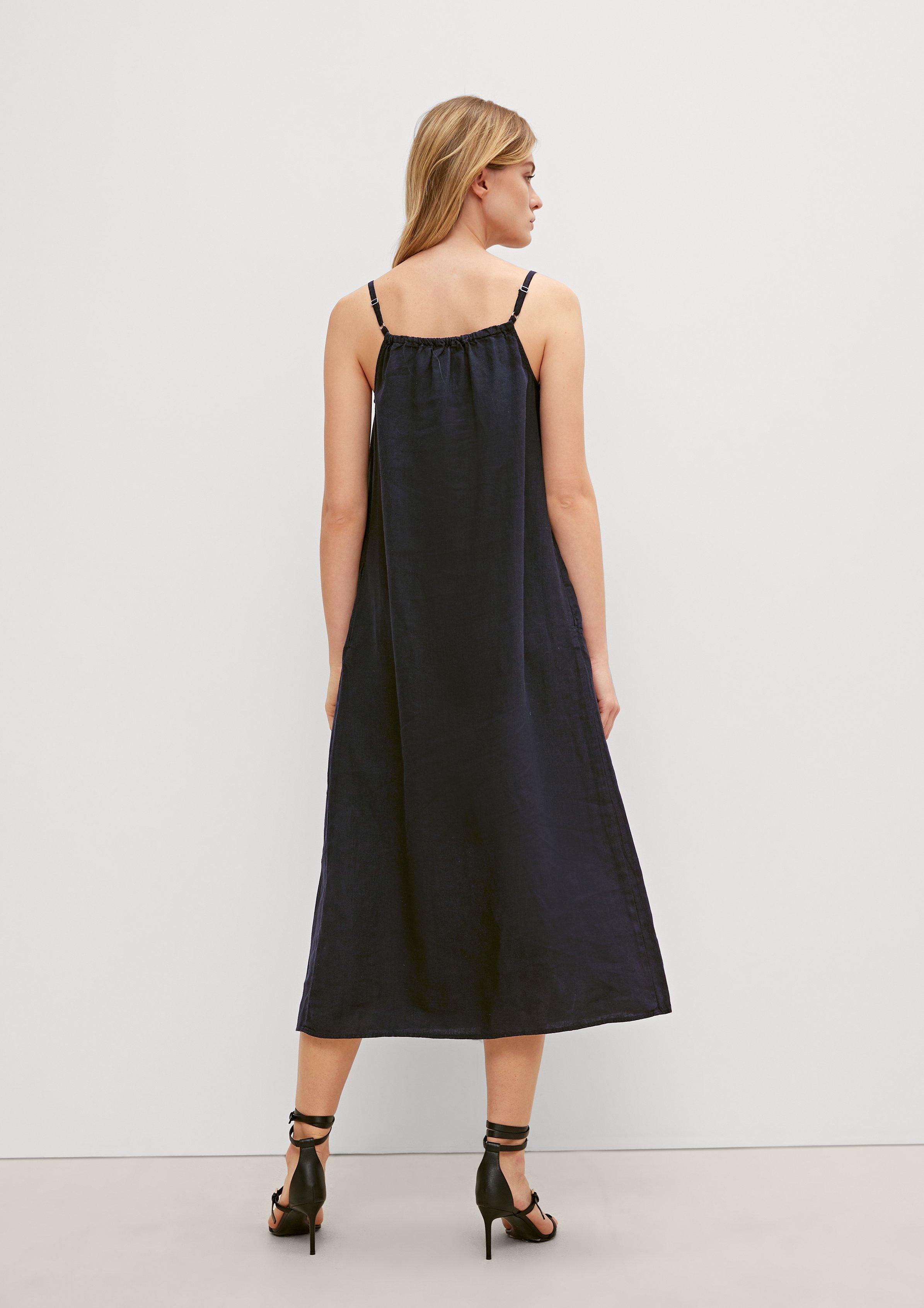 Kleid aus Leinen - schwarz