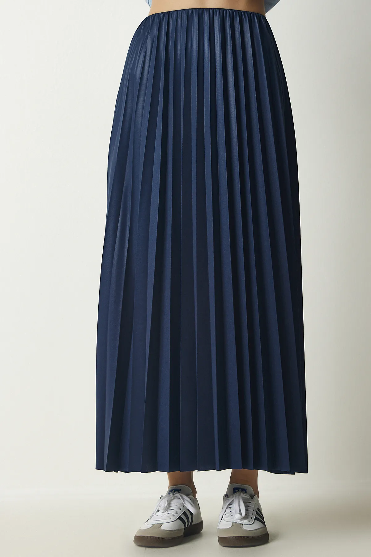 Happiness İstanbul  Marineblauer, langer Plisseerock für Damen LJ00001