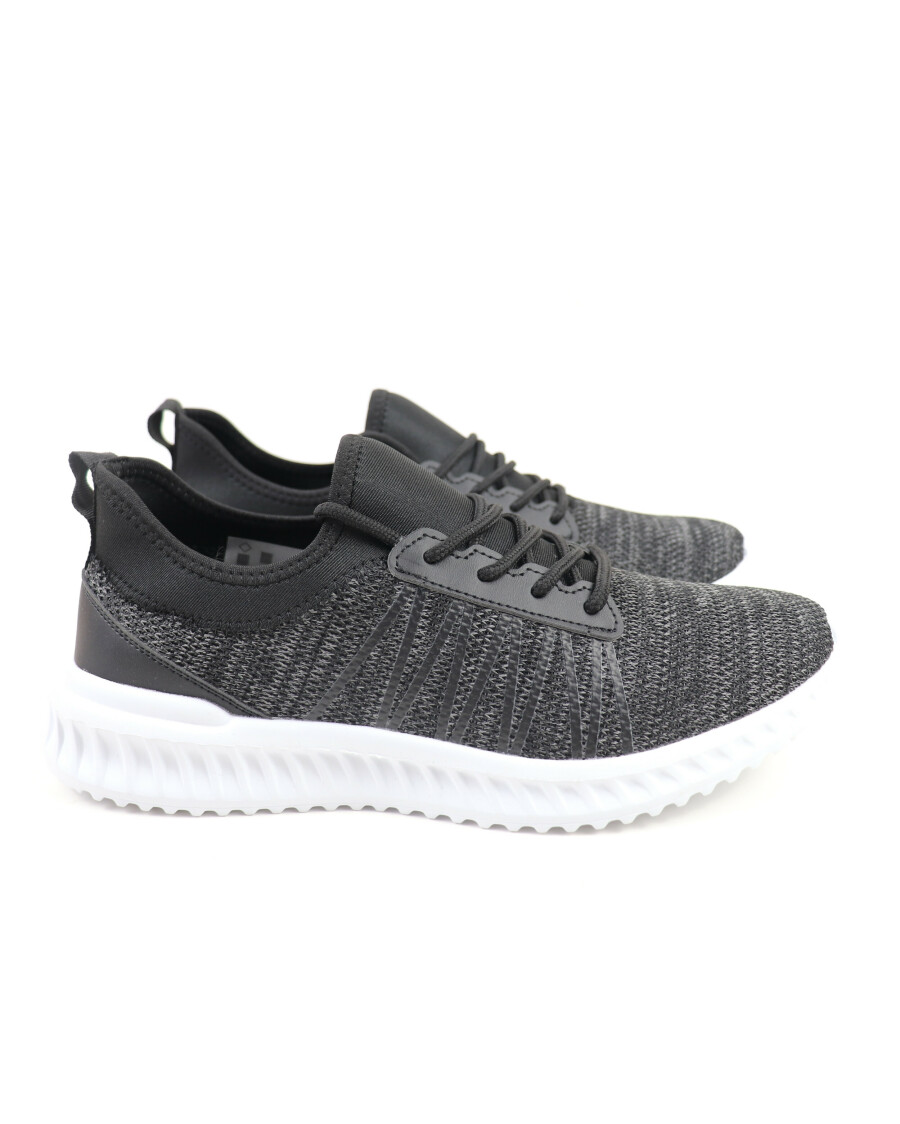 Einfache Sport-Sneaker