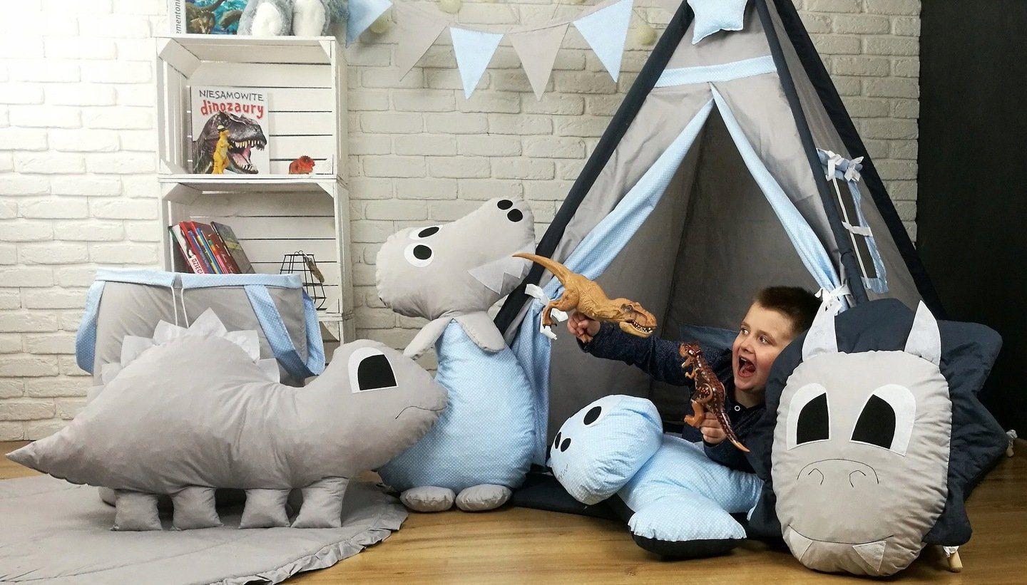 Pamek Tipi-Zelt DINO - Tipi SET mit 4 Kuscheltiere, DINOSAURIEN ZELT, Personen: 2 (7 tlg), Sehr schönes Design.