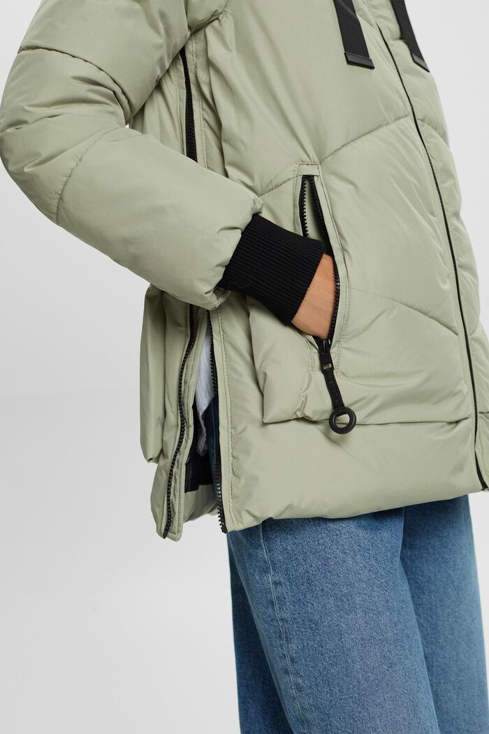 Steppjacke mit Kapuze