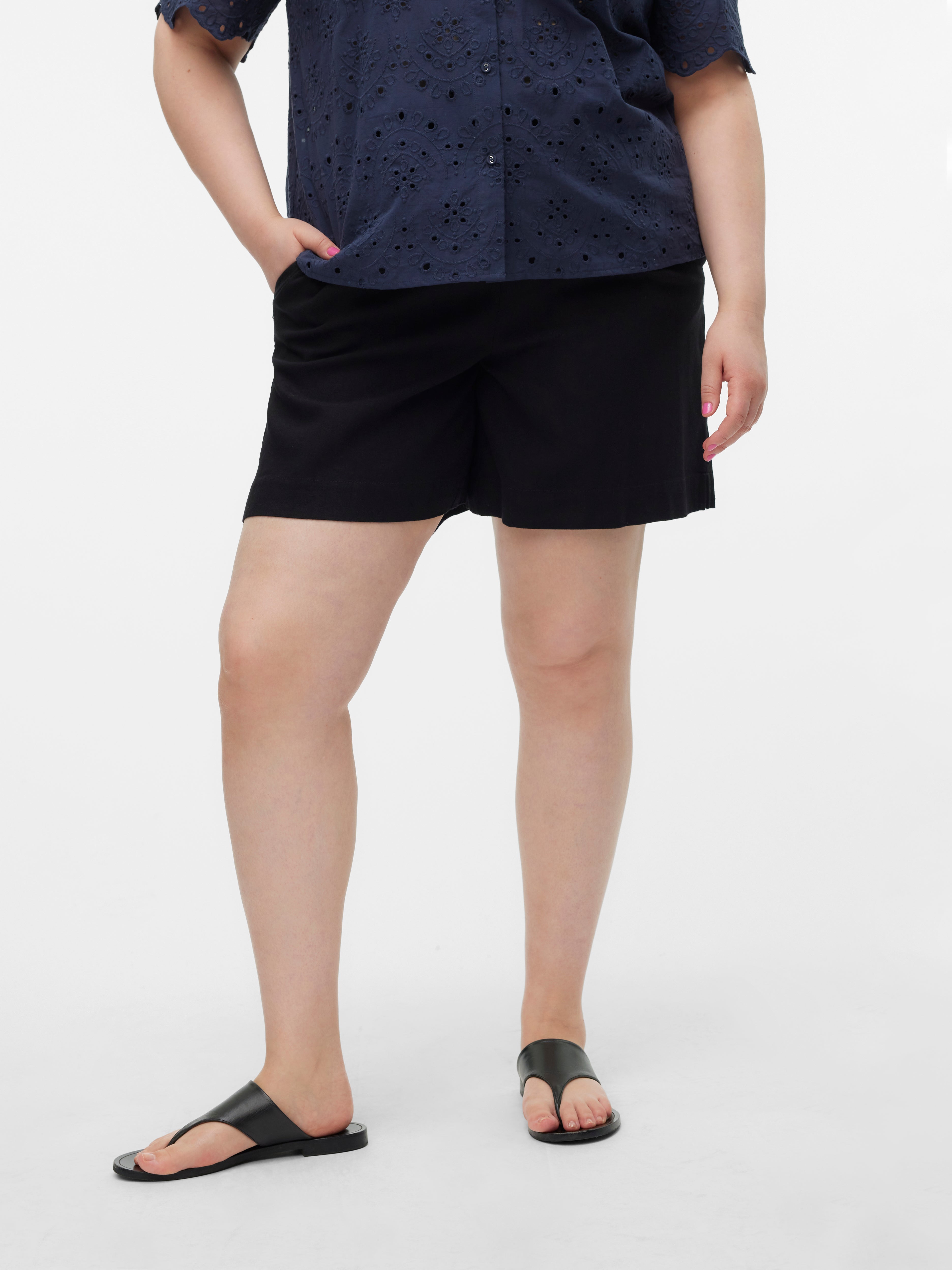 VMCMYMILO Shorts