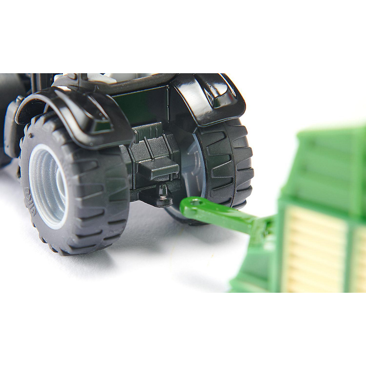 SIKU Super 1397 DEUTZ-FAHR TTV 7250 Warrior