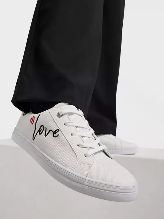 Graceland Sneaker
