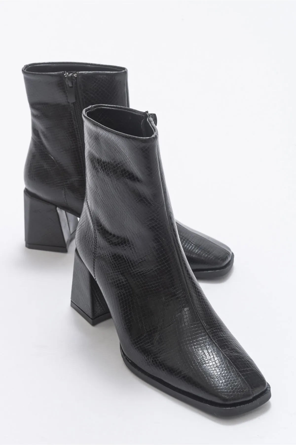 LuviShoes  Loren Schwarz gemusterte Damenstiefel