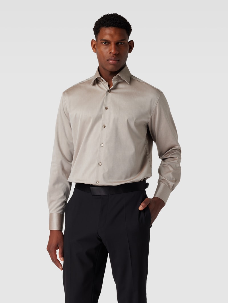 Modern Fit Premium Shirt mit Kentkragen in sand