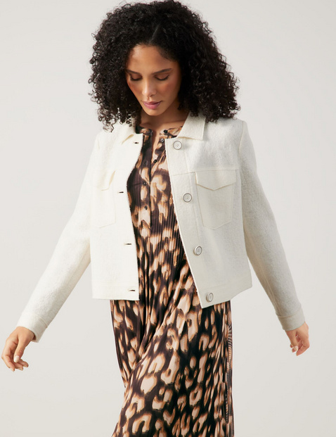 Kastige Blazerjacke in Bouclé-Optik