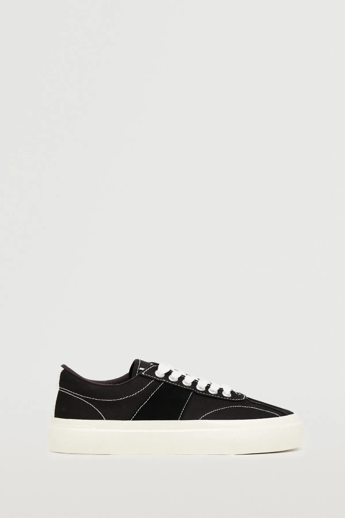 MANGO  Walkingschuh - Schwarz - Flacher Absatz