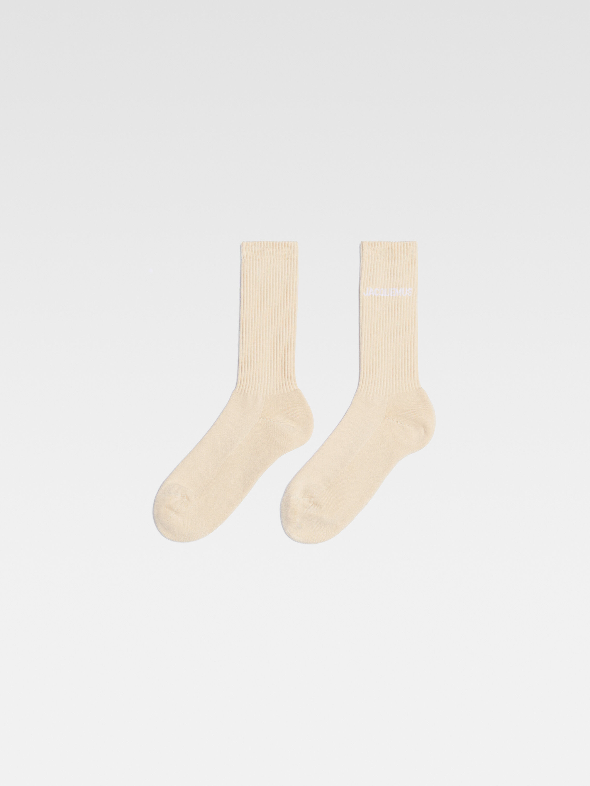 Les chaussettes Jacquemus