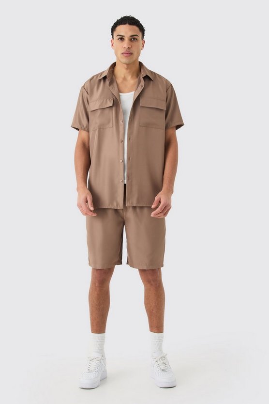 Kurzärmliges Twill Overshirt und Shorts