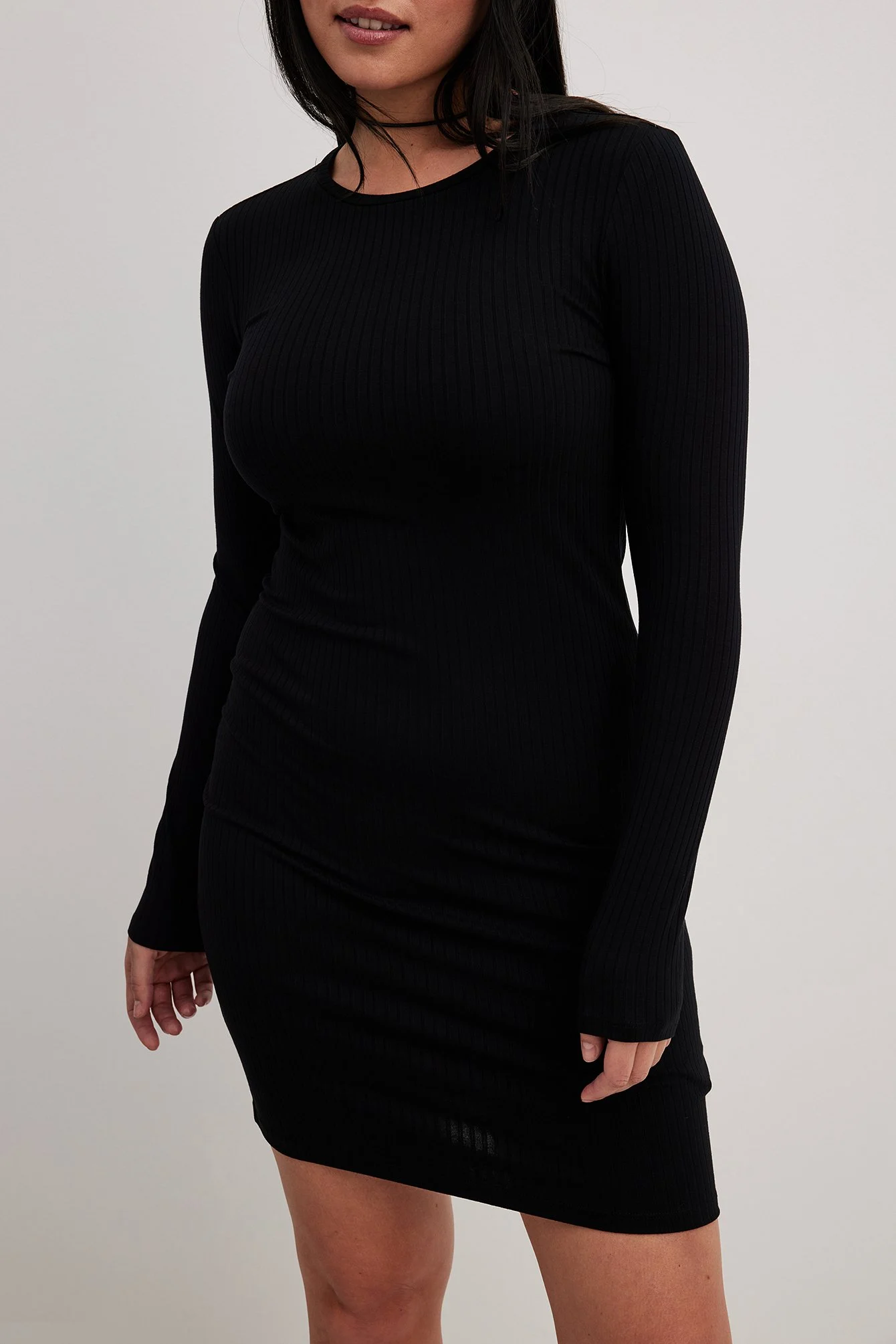 Recyceltes geripptes Minikleid