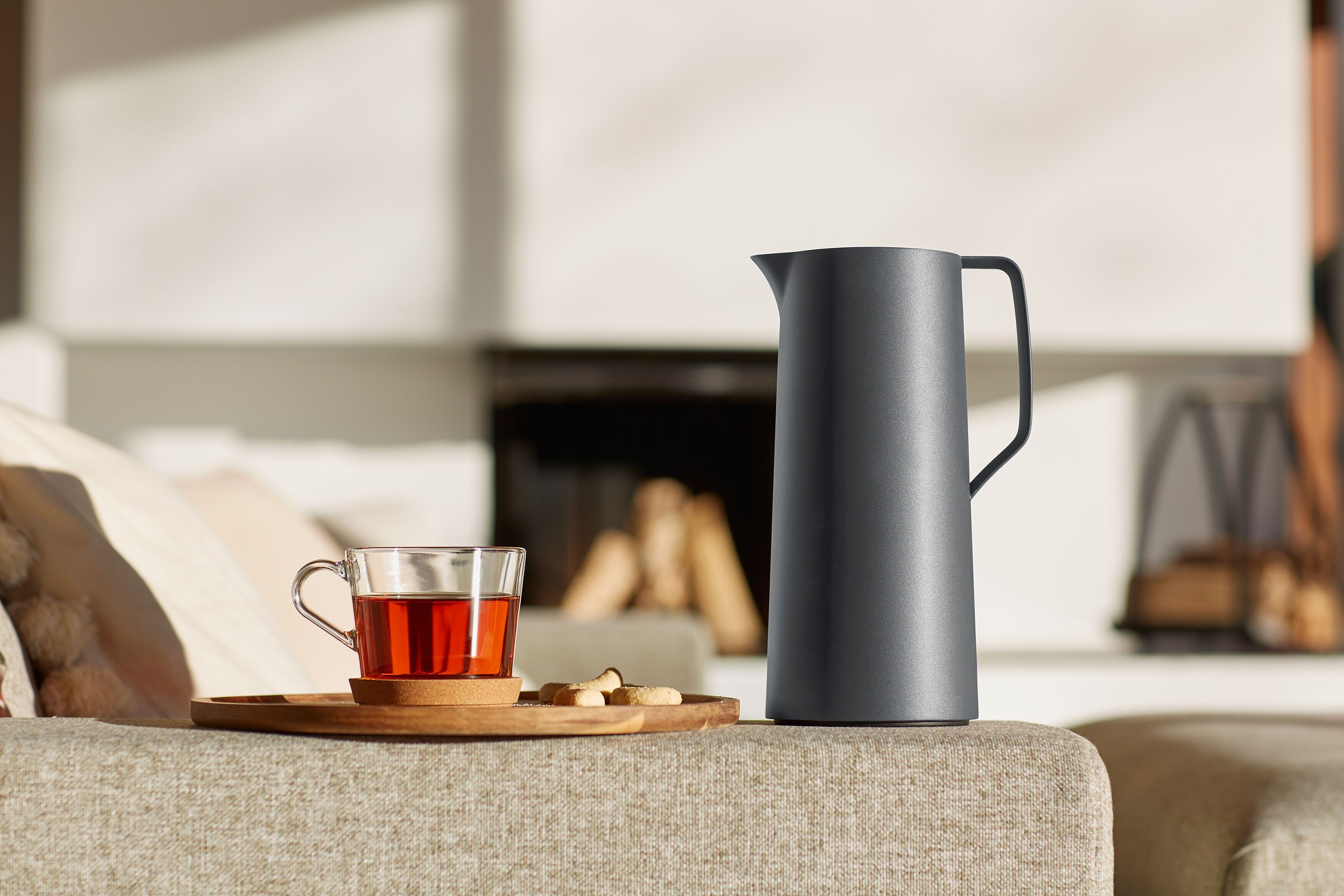 Emsa Isolierkanne Motiva, 1 l, Quick-Press-Deckel, Einhandbedienung, 12h warm/24h kalt, Glaskolben