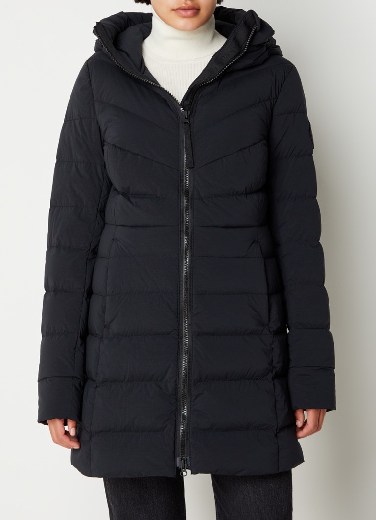 Jachetă matlasată Canada Goose Clair cu umplutură de puf și buzunare cu fermoar.