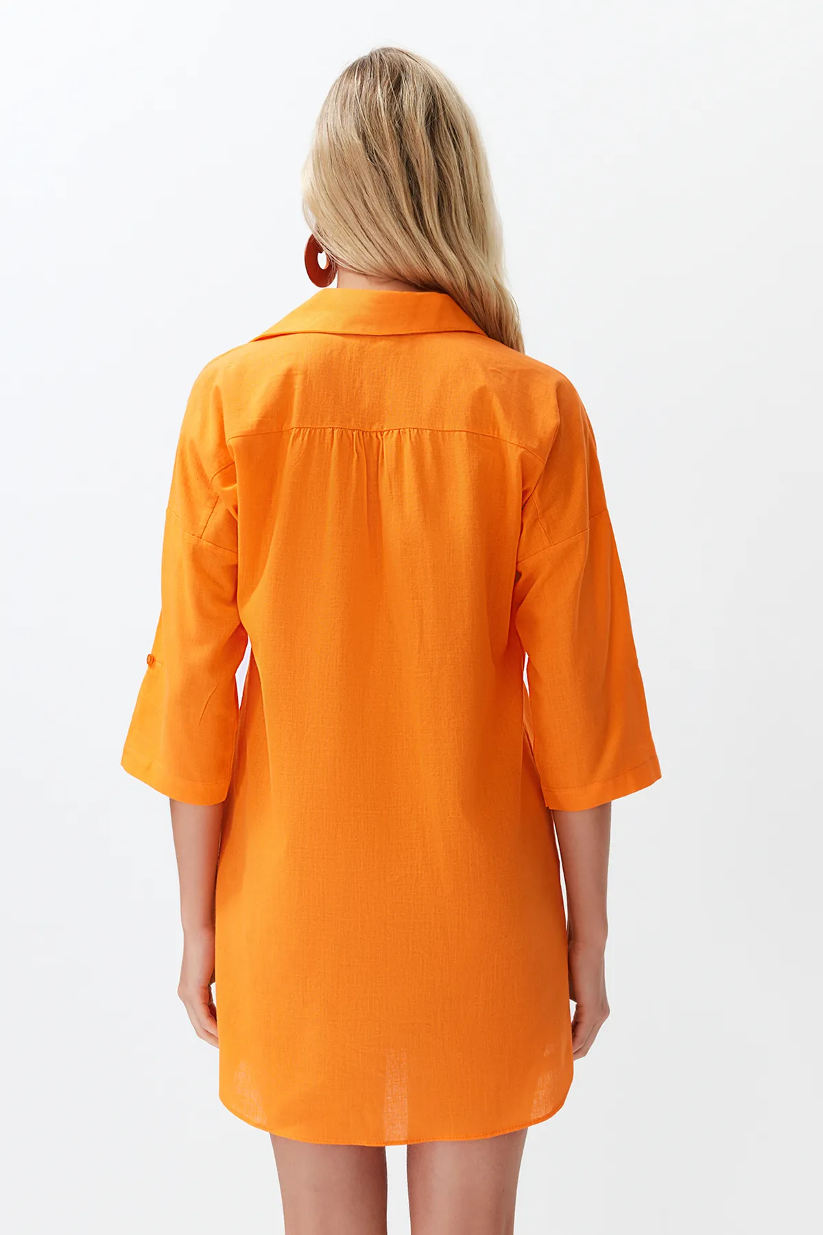 Trendyol Collection  Orangefarbenes, gewebtes Mini-Strandkleid aus 100 % Baumwolle TBESS21EL3979